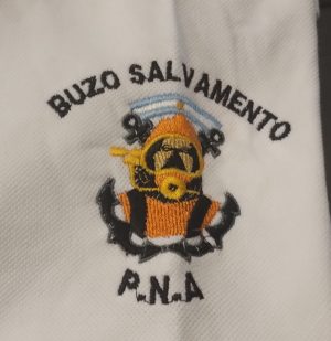 CHOMBA BLANCA BUZO (REGLAMENTARIA)