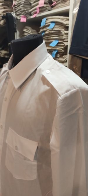 CAMISA BLANCA M/L 2 BOLSILLOS