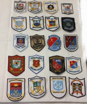 ESCUDOS (Varios)